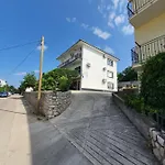 Apartament Ena