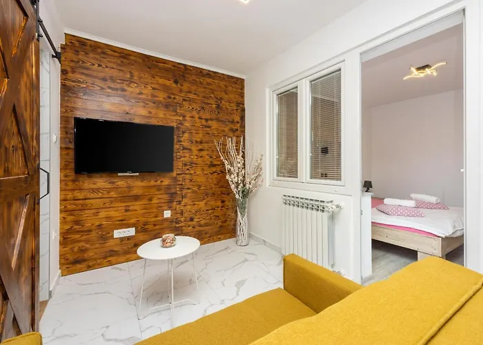 Ena Apartament
