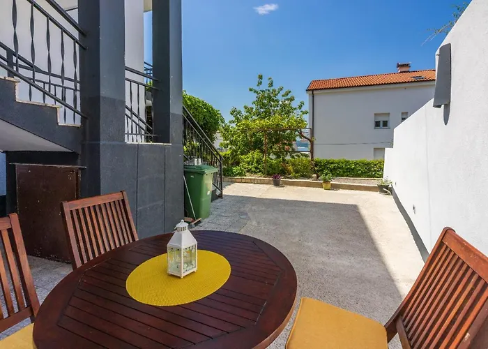 公寓 Ena 茨里克韦尼察